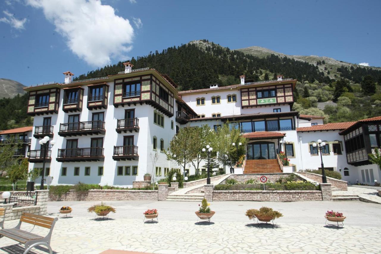 Hotel Spa Montana Карпенисион Экстерьер фото