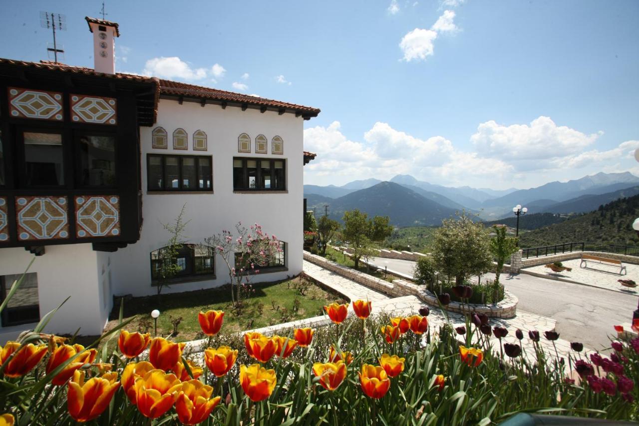 Hotel Spa Montana Карпенисион Экстерьер фото