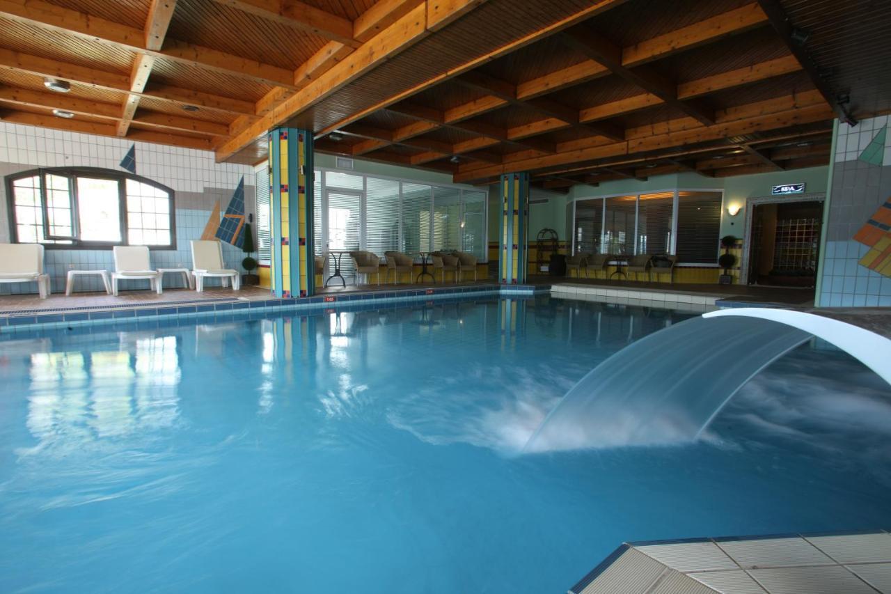 Hotel Spa Montana Карпенисион Экстерьер фото