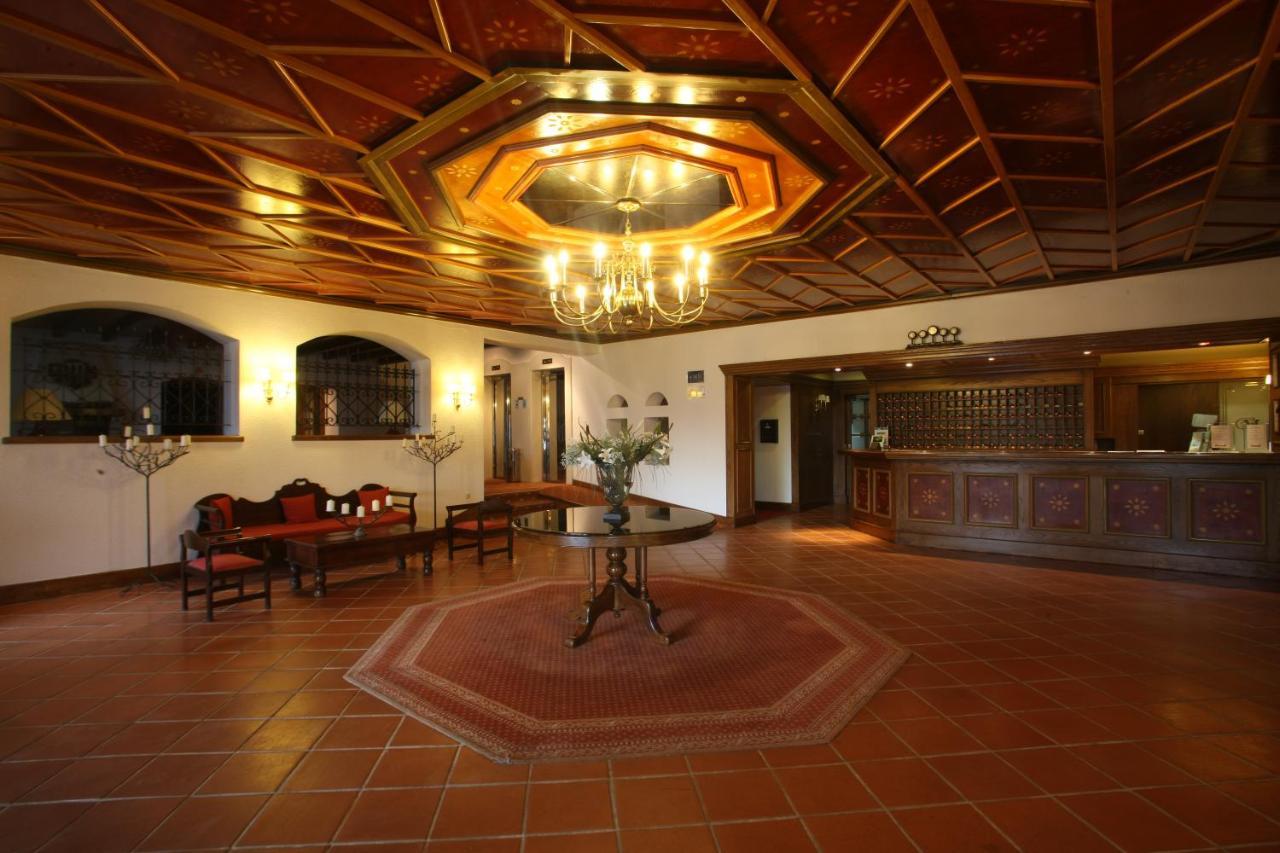 Hotel Spa Montana Карпенисион Экстерьер фото