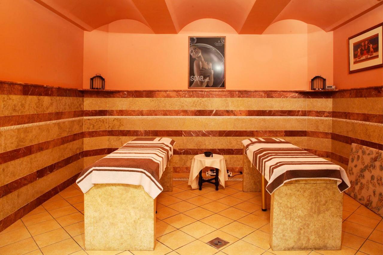 Hotel Spa Montana Карпенисион Экстерьер фото