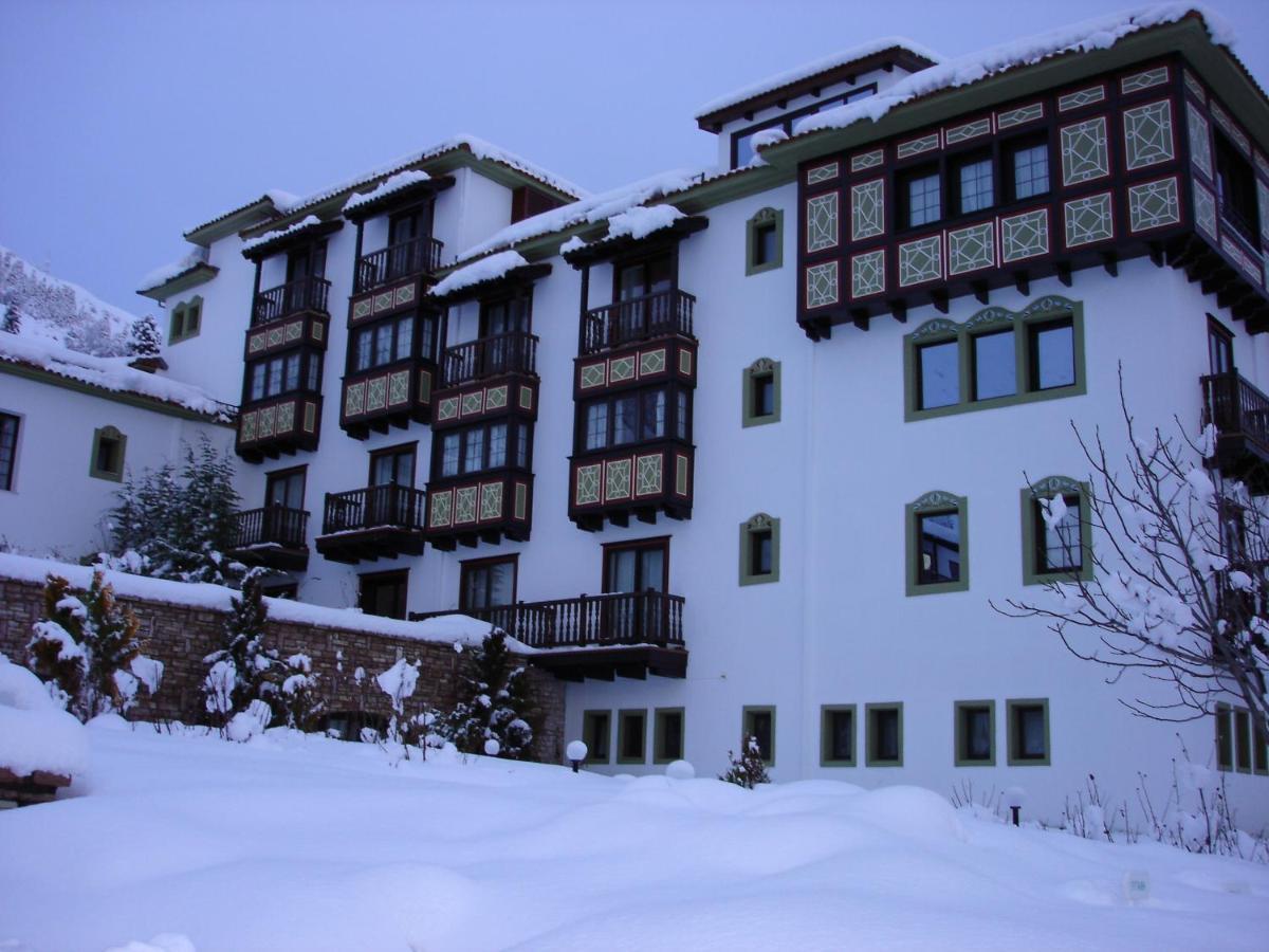 Hotel Spa Montana Карпенисион Экстерьер фото