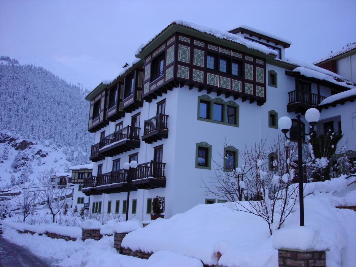 Hotel Spa Montana Карпенисион Экстерьер фото