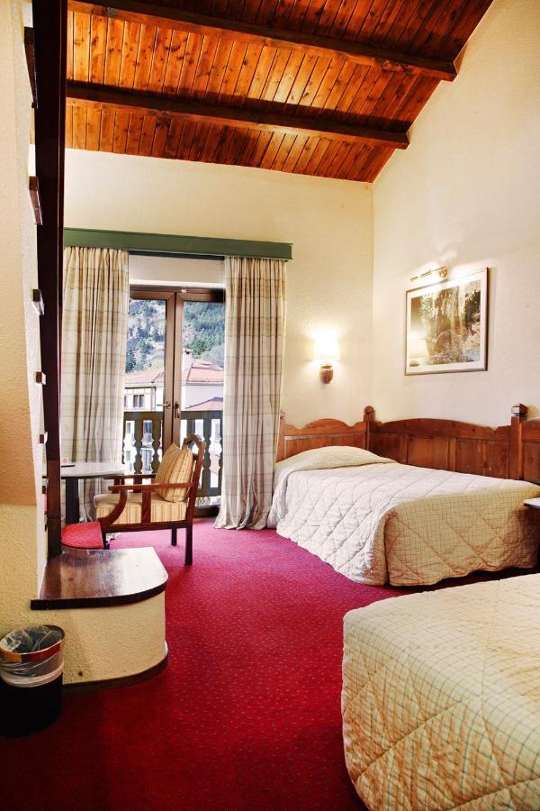 Hotel Spa Montana Карпенисион Экстерьер фото