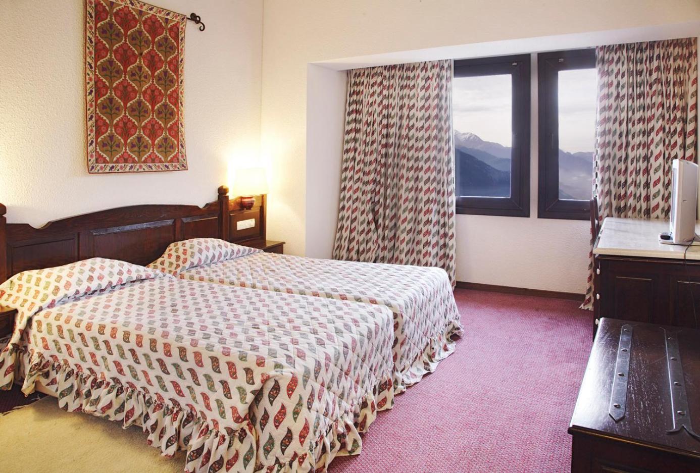 Hotel Spa Montana Карпенисион Экстерьер фото