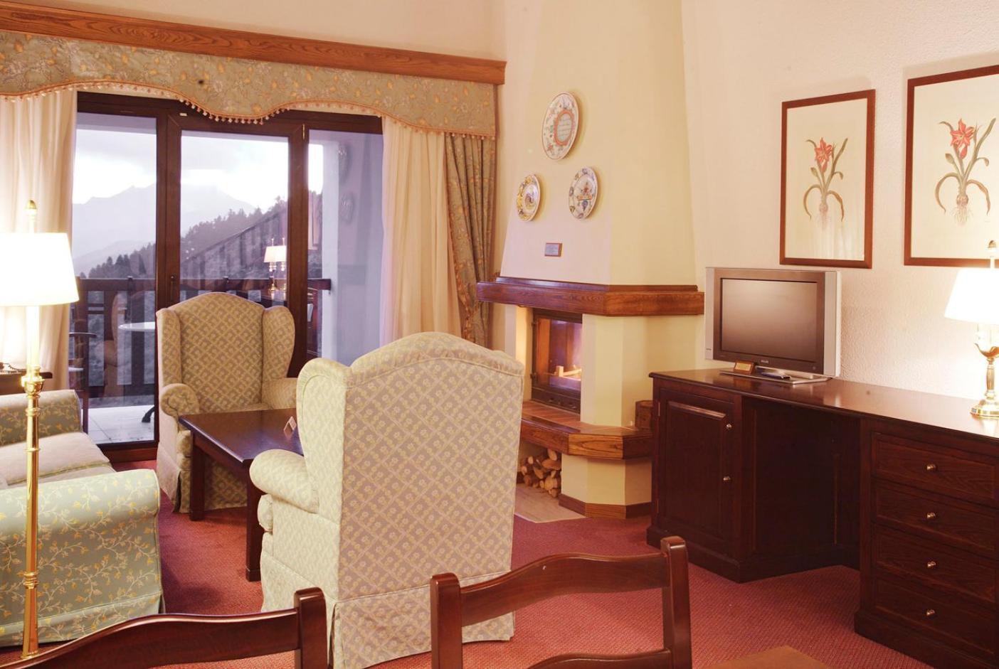 Hotel Spa Montana Карпенисион Экстерьер фото